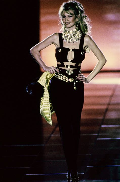 versace couture vogue runway